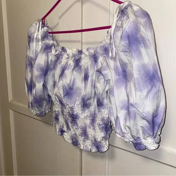 Levi's Large Tilly Printed Smocked Puff Sleeve Ruffle Trim Peasant Top - Picture 8 of 9